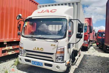 江淮 骏铃V6 152马力 4.12米单排厢式轻卡(国五) 单桥 云内动力二手载货车 蓝牌