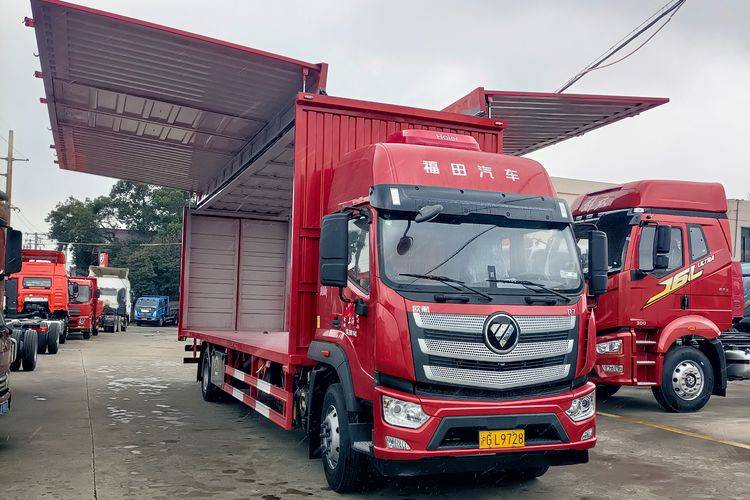 二手福田欧航 240马力 载货车
