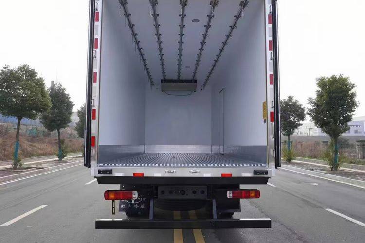 二手福田欧航 350马力 专用车