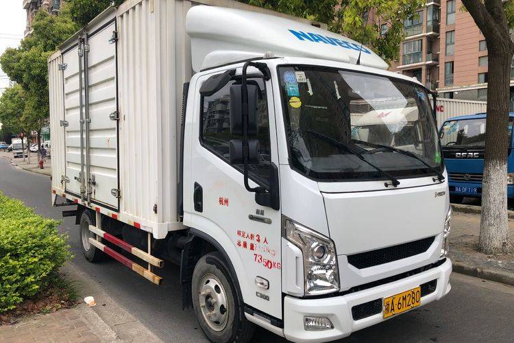 42米厢式货车精品车况