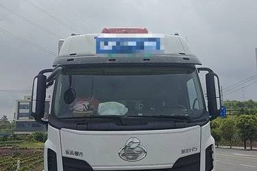 二手冷藏车 东风柳汽乘龙 乘龙H5 270 9.6 4X2