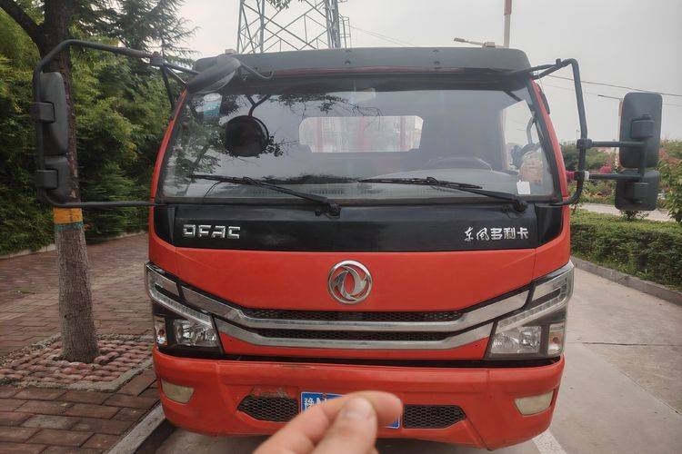 二手东风多利卡 150马力 载货车
