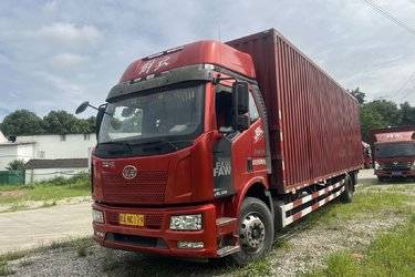 ���ֿ���һ����� J6L�п� ������ 240���� 6X2 9.7����ʽ�ػ���(����) ǰ�ĺ��� �������ػ��� ����
