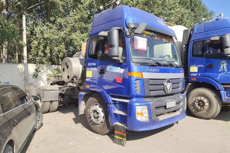 已售二手燃气牵引车 福田欧曼etx 380马力