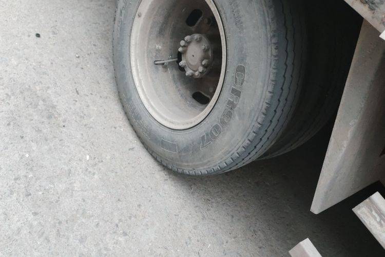 二手重汽HOWO轻卡 95马力 载货车