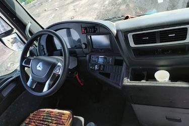 二手中国重汽 汕德卡SITRAK C7H重卡 540马力 6X4牵引车(国五) 双驱 潍柴二手牵引车 黄牌图片