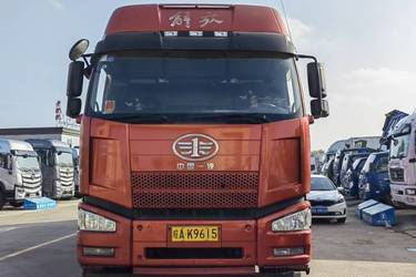 二手一汽解放 J6P重卡 绿通版 350马力 8X4 9.5米栏板载货车(国五) 前四后八 锡柴二手载货车 黄牌图片