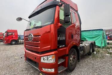 二手一汽解放 新J6P重卡 质惠版2.0 460马力 6X4牵引车(国五) 双驱 锡柴二手牵引车 黄牌图片