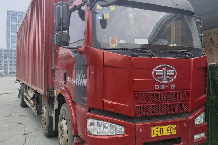 二手一汽解放 280马力 载货车