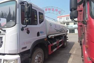 二手洒水车/喷洒车 东风多利卡 多利卡D9