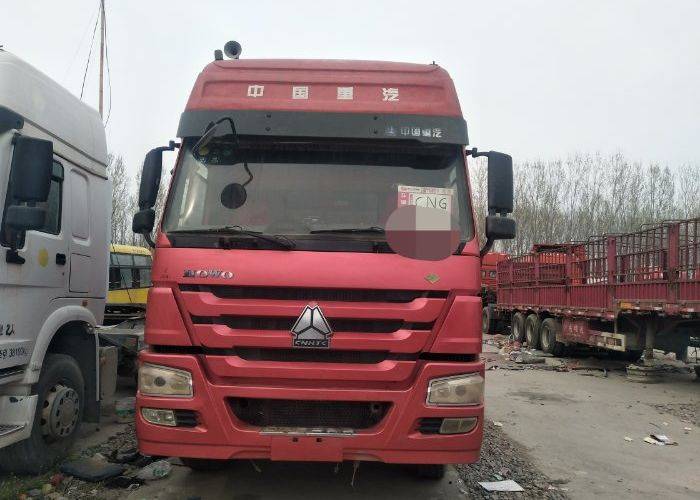 已售牵引车 重汽豪沃(howo) 380马力cng牵引车头