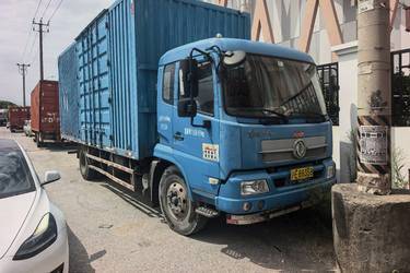 二手东风商用车 天锦中卡 160马力 4X2 6.8米厢式载货车(国五) 单桥 东风二手载货车 黄牌图片