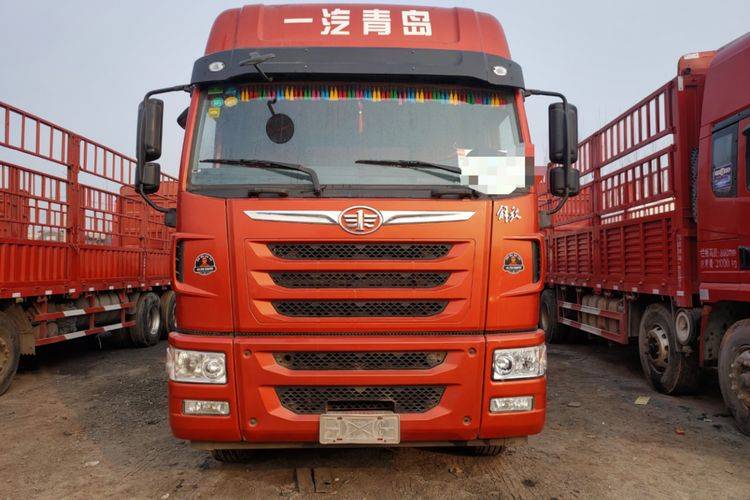 二手九米六前四后八高栏载货车 青岛解放途v 350马力