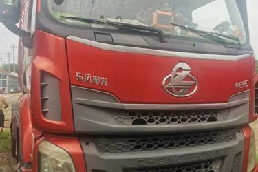 二手东风柳汽 乘龙H5重卡 430马力 6X4牵引车(国五) 双驱 潍柴二手牵引车 黄牌图片