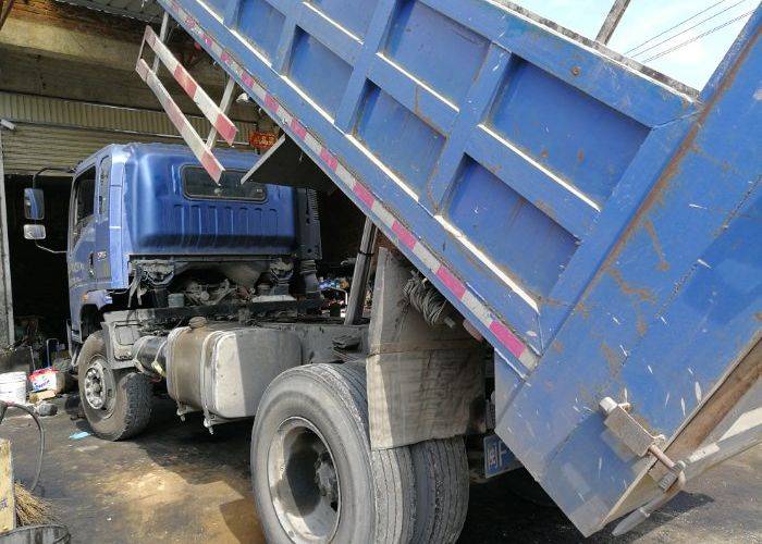 已售2015年5月重汽豪曼转让