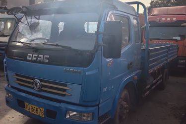 二手东风 凯普特K8 2018款 平原轻抛版 150马力 4.8米排半栏板轻卡(国五) 单桥 康明斯二手载货车 黄牌