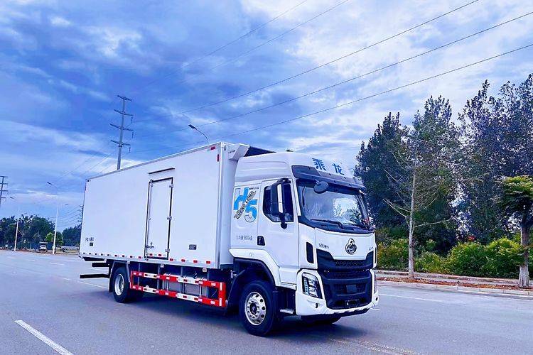 二手东风柳汽乘龙 320马力 专用车