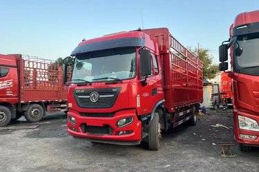 二手东风商用车 天锦KR重卡 舒适版 260马力 4X2 6.8米仓栅式载货车(高顶)(国六) 单桥 康明斯二手载货车 黄牌图片