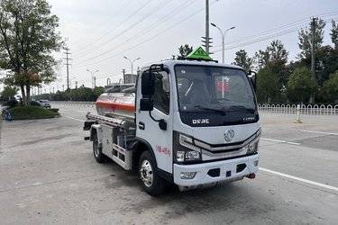 二手油罐车 东风多利卡 多利卡D5 132  4X2