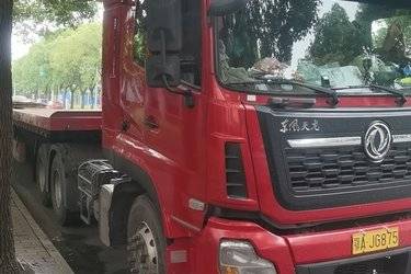 二手东风商用车 天龙VL重卡 2019款 450马力 6X4牵引车(485后桥)(国五) 双驱 雷诺二手牵引车 黄牌图片