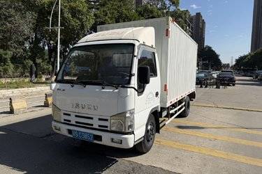 二手庆铃 五十铃100P 98马力 4.25米单排厢式轻卡(国四) 单桥 庆铃五十铃二手载货车 蓝牌