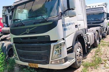 沃尔沃 FM重卡 460马力 6X2R牵引车(国四) 后提升 沃尔沃二手牵引车 黄牌