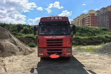二手一汽解放 J6P重卡 350马力 8X4 9.5米仓栅式载货车(国四) 前四后八 锡柴二手载货车 黄牌