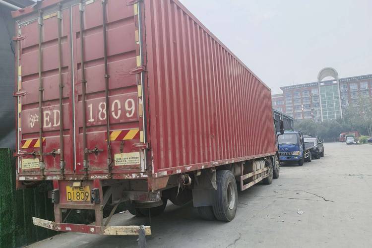 二手一汽解放 280马力 载货车