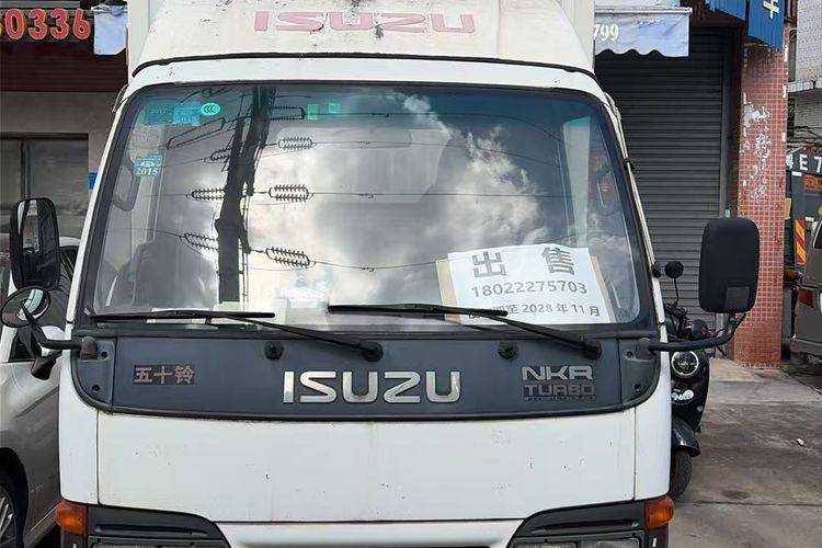 二手庆铃五十铃 98马力 载货车