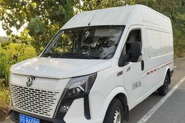 二手东风股份 御风V9+ 2023款 136马力 2.3T柴油 3座 手动前驱 长轴高顶 厢货车(国六)二手封闭货车前驱图片