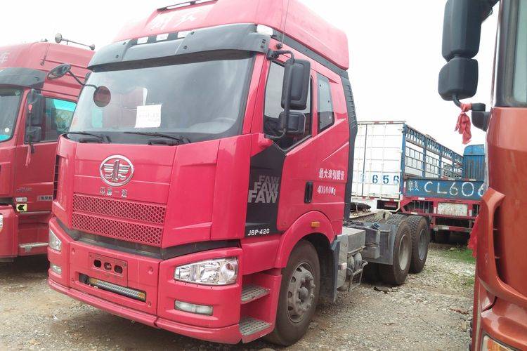 已售解放j6p420牵引车低价出售