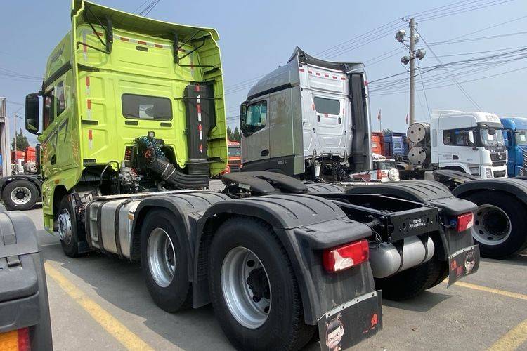 二手一汽解放 660马力 牵引车