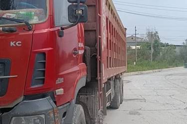 二手东风商用车 天龙KC重卡 420马力 8X4 8.6米自卸车(国五) 前四后八 雷诺二手自卸车 黄牌图片