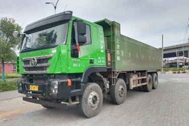 二手上汽红岩 杰狮C6 超重载版 480马力 8X4 8米自卸车(国六) 前四后八 上柴二手自卸车 黄牌图片