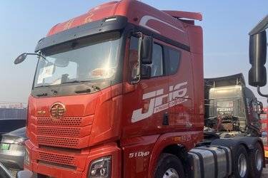 二手青岛解放 JH6重卡 领航版2.0 510马力 6X4 牵引车(国六) 双驱 潍柴二手牵引车 黄牌图片