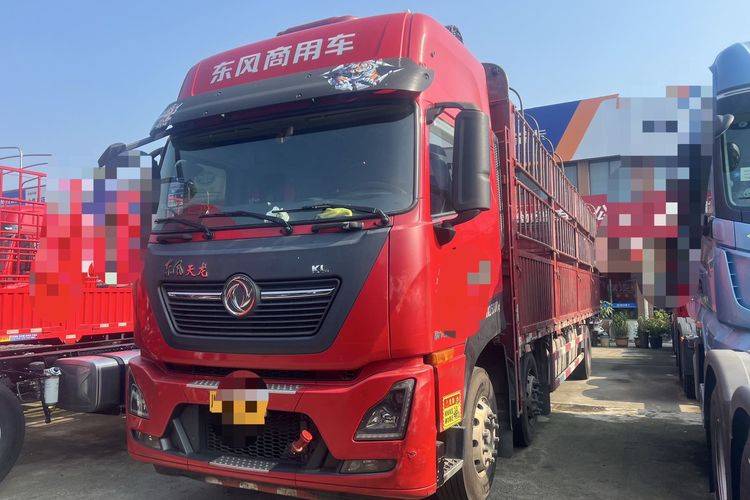 二手东风商用车 300马力 载货车