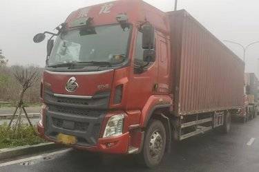 二手东风柳汽 乘龙H5中卡 220马力 4X2 9.6米厢式载货车(国五) 单桥 东风康明斯二手载货车 黄牌图片
