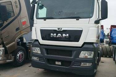 二手曼(MAN) TGX系列重卡 480马力 4X2自动挡牵引车(国五) 单桥 曼二手牵引车 黄牌图片