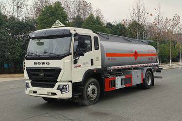二手油罐车 重汽豪沃(HOWO) HOWO T5G 220  4X2