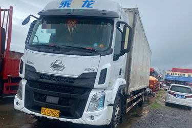 二手东风柳汽 乘龙H5中卡 270马力 6X2 9.6米厢式载货车(国五) 前四后四 玉柴二手载货车 黄牌图片