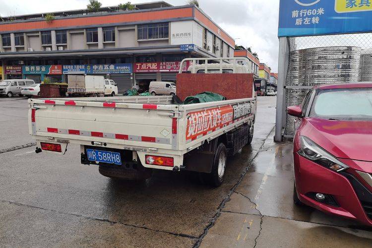 二手福田祥菱 122马力 载货车