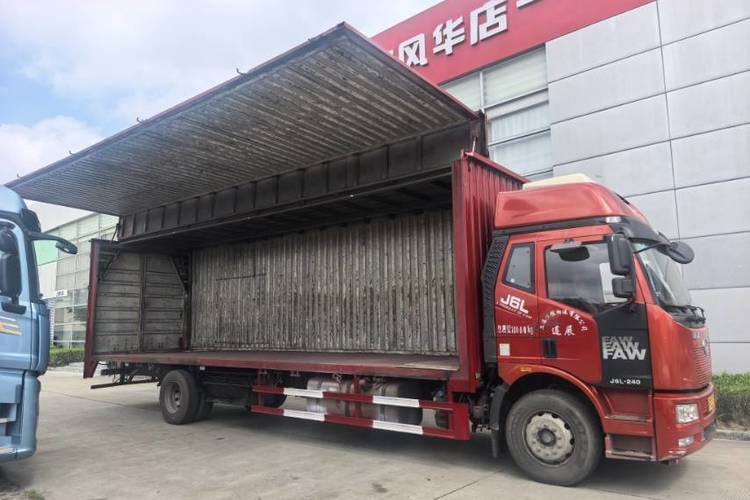 二手一汽解放 240马力 载货车