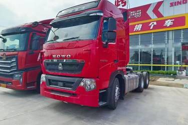 二手中国重汽 HOWO T7H重卡 540马力 6X4牵引车(国五) 双驱 曼二手牵引车 黄牌图片