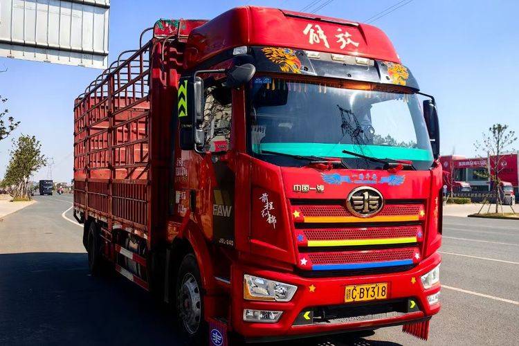 二手一汽解放 240马力 载货车