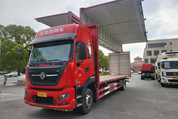二手东风商用车 290马力 载货车