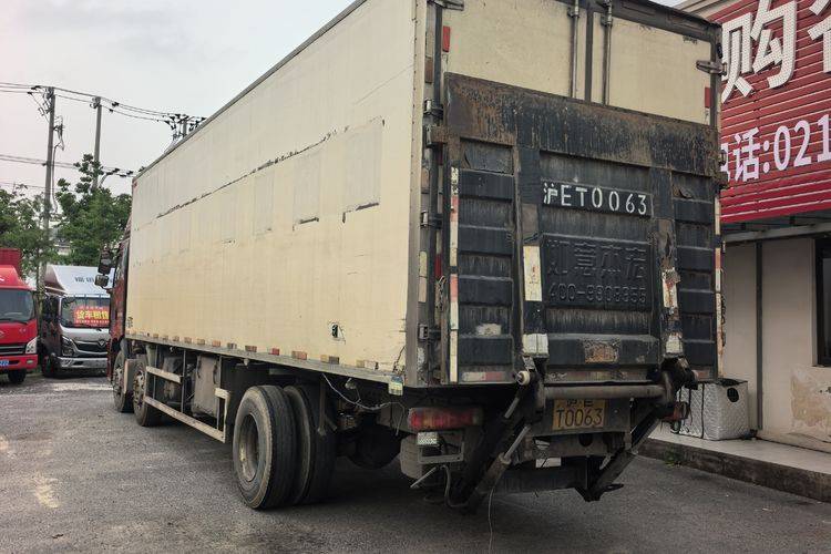 二手一汽解放 280马力 载货车