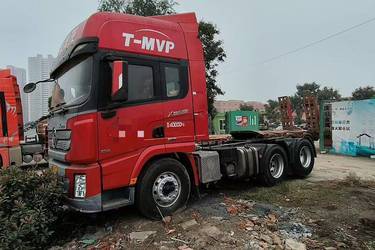 {"所在城市":"南阳市","发动机品牌":"潍柴","上牌时间":"2021年10月"} {"所在城市":"南阳市","发动机品牌":"潍柴","上牌时间":"2021年10月"}