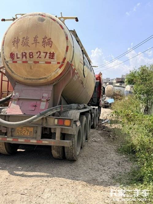 重汽豪沃(HOWO) 380马力 牵引车
