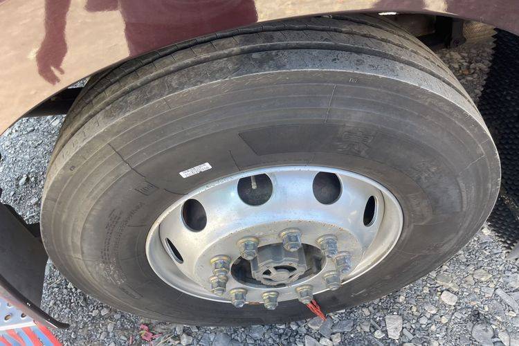 二手一汽解放 360马力 载货车
