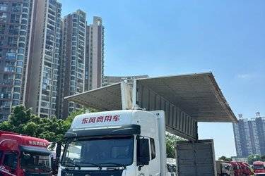 二手东风商用车 天龙重卡 245马力 6X2 9.6米翼开启厢式载货车(国五) 前四后四 东风股份二手载货车 黄牌图片